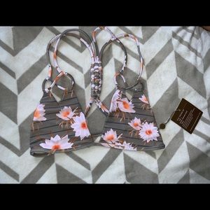 dragon strip acacia top